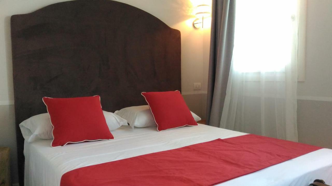 Spagnoi Rooms Castelnuovo del Garda Luaran gambar